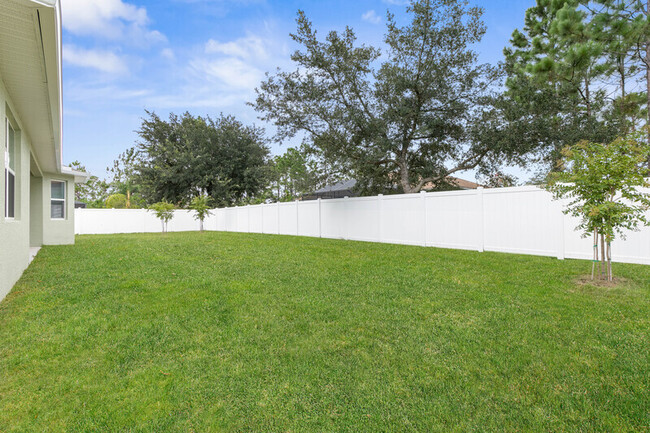 Building Photo - 25 Sea Flower Path