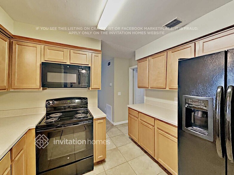 Building Photo - 907 Parson Brown Way