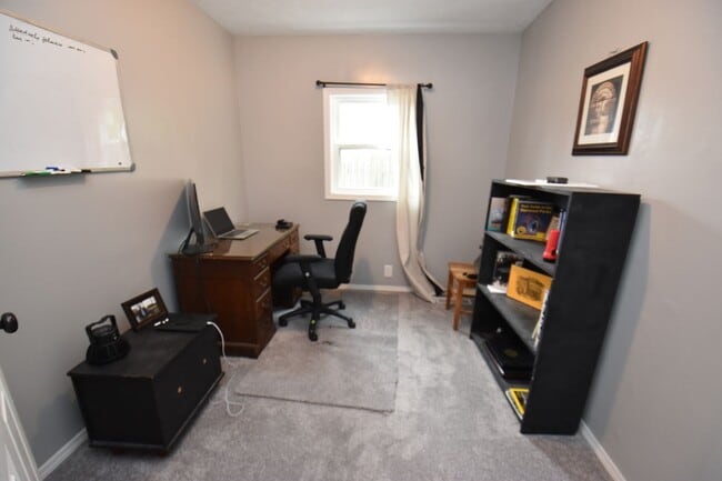 Building Photo - Updated ranch style home in McKinley Terrance