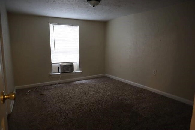 Building Photo - 4203 Polk St