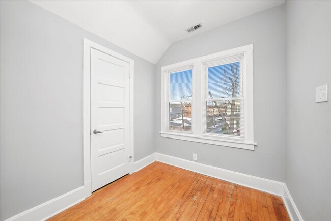 Building Photo - 2334 N 74th Ave