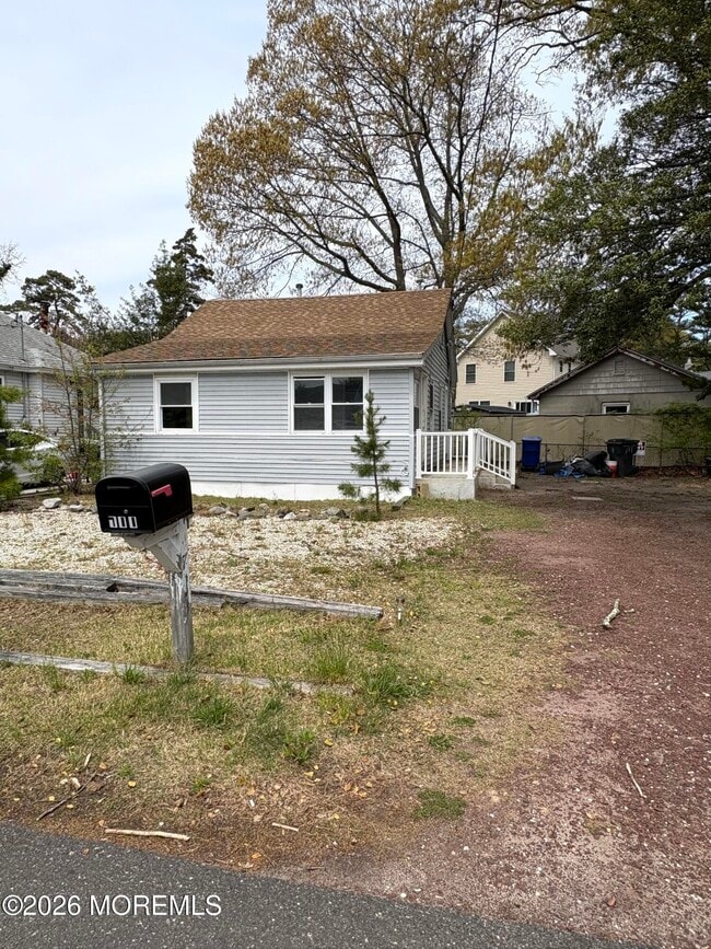 Building Photo - 711 McKinley Ave