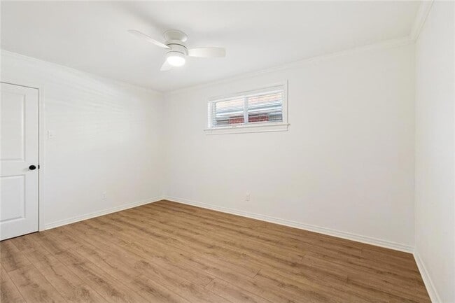 Building Photo - 1237 Helios Ave