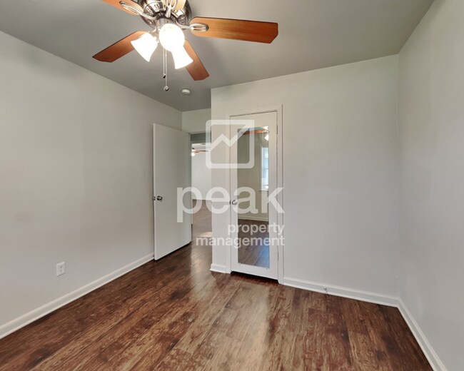 Building Photo - $1799! Beautiful 3Bed/2Bath home in FORT WORTH! Free application through 8/10! See information in...