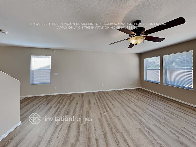 Building Photo - 15823 W Port Au Prince Ln