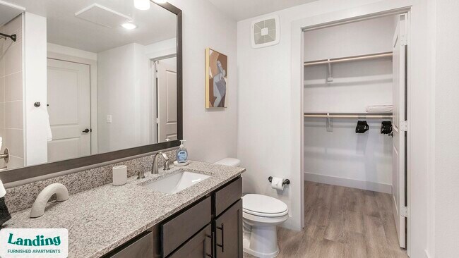 Building Photo - 3351 Walton Dr