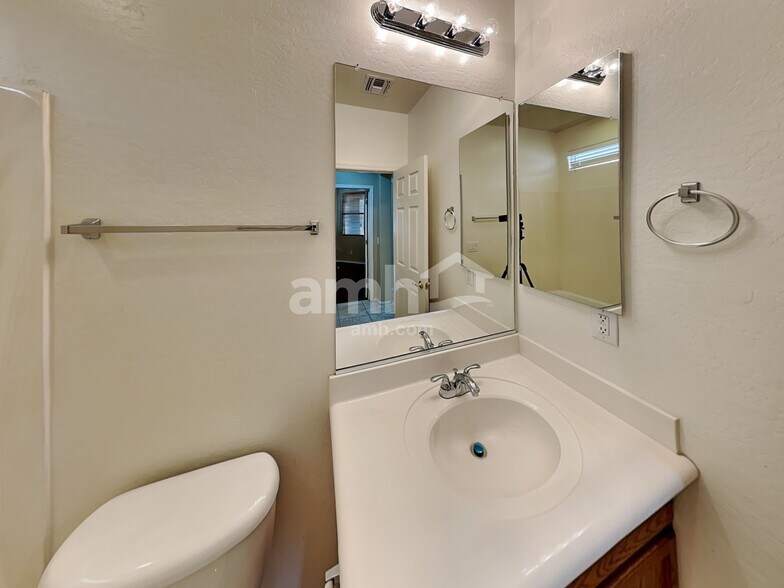 Building Photo - 6621 S 57th Ave