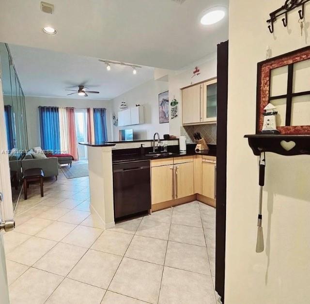 Building Photo - 2080 S Ocean Dr