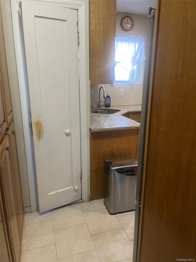 Building Photo - 109-33 Francis Lewis Blvd