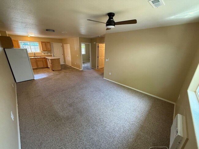 Building Photo - Newly Renovated Ground Level Orchards 2-be...