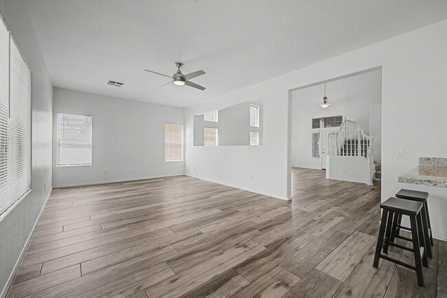 Building Photo - 42323 N 46th Dr