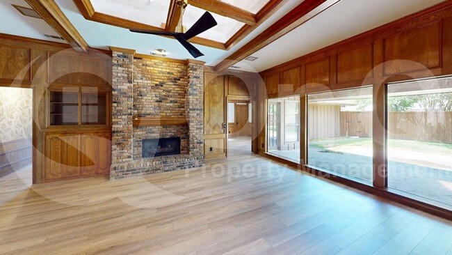 Building Photo - 3513 Diamondhead Dr