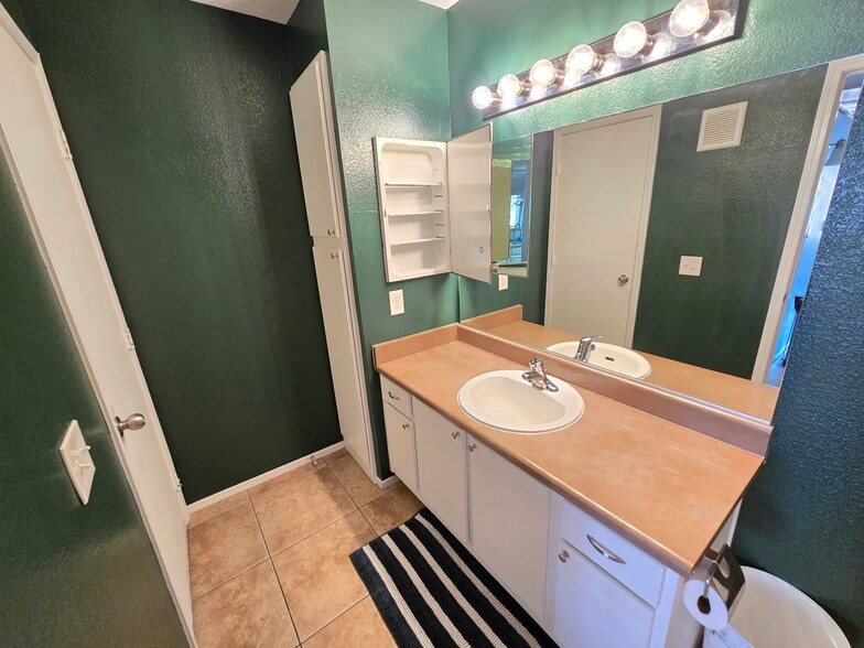 Bathroom #2 - 555 E Silverado Ranch Blvd