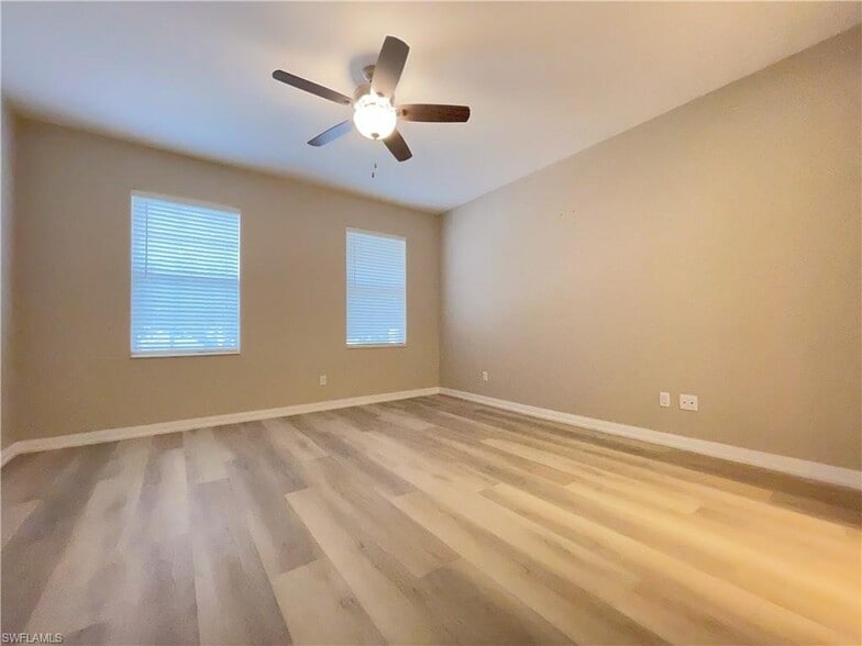 Building Photo - 6190 Towncenter Cir