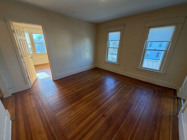 Building Photo - 242-244-244 Orange St