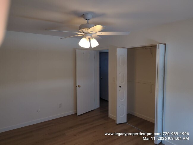 Building Photo - QUAINT SPLIT LEVEL IN MORRISON