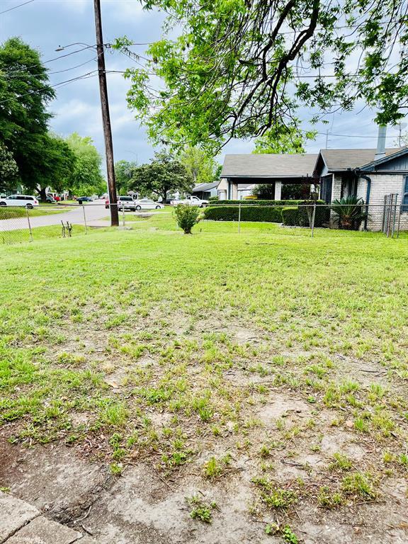 Building Photo - 2726 Stallings Dr