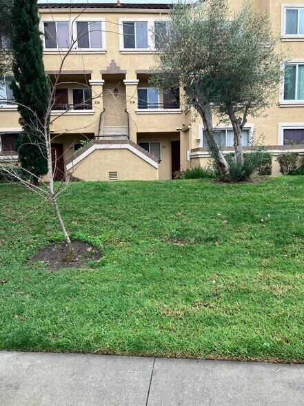 Building Photo - 3935 Nobel Dr