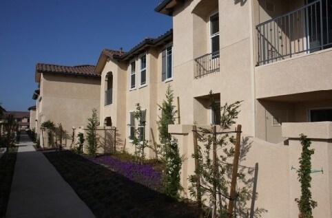 Building Photo - Seabreeze Apartments