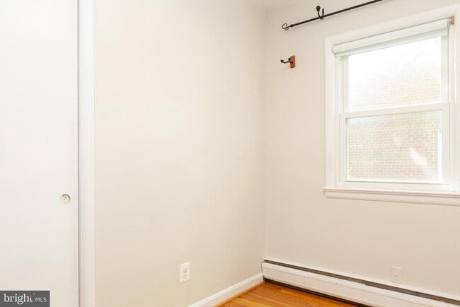 Building Photo - 21 W Taylor Run Pkwy
