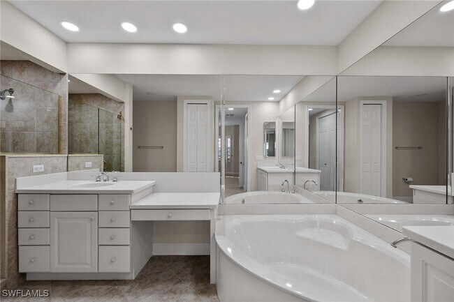 Building Photo - 6438 Legacy Cir