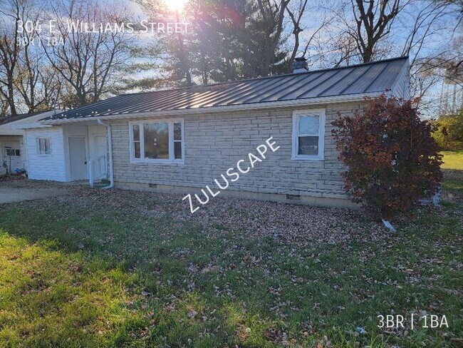 Building Photo - 304 E Williams St