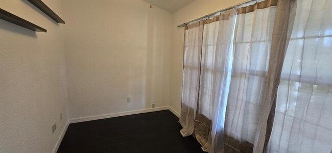 Building Photo - 5906 SW 172nd Loop