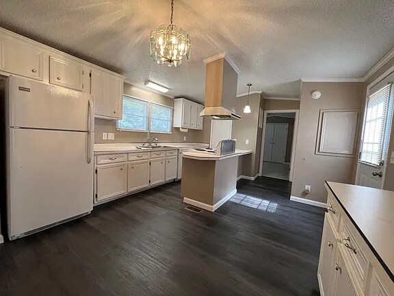 Building Photo - 19 Cool Waters Ln