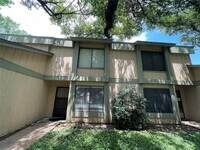 Building Photo - 9611 Blue Creek Ln