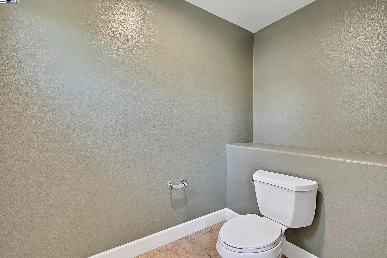 Building Photo - 3100 Tewksbury Way