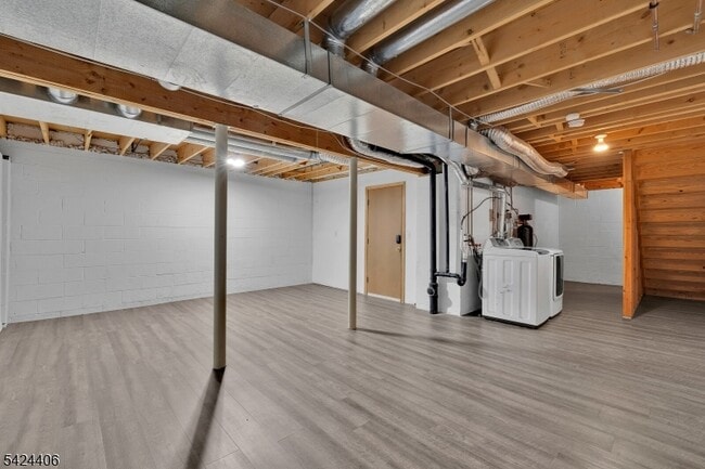 Building Photo - 48 Edgefield Dr