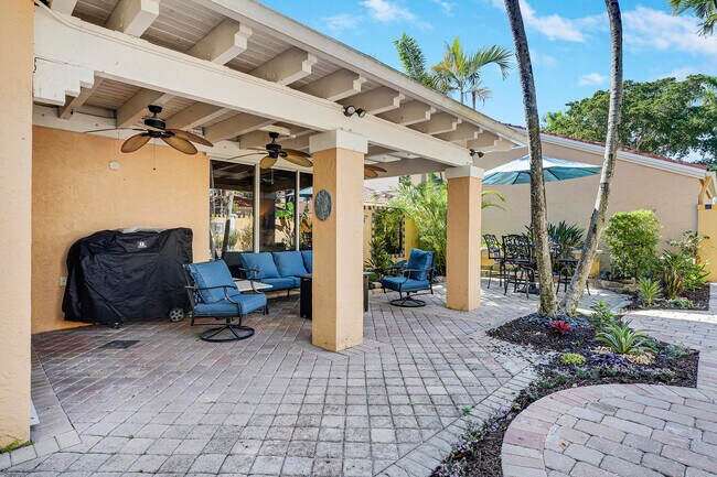 Building Photo - 26 Vía Aurelia