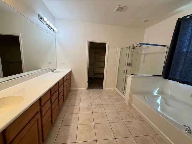 Building Photo - 9424 Sea Cliff Way