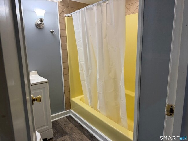 Building Photo - 144 Wetmore Ave