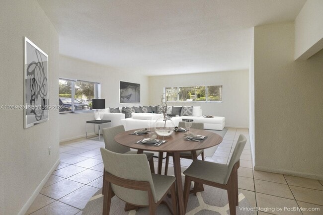 Building Photo - 1185 Marseille Dr