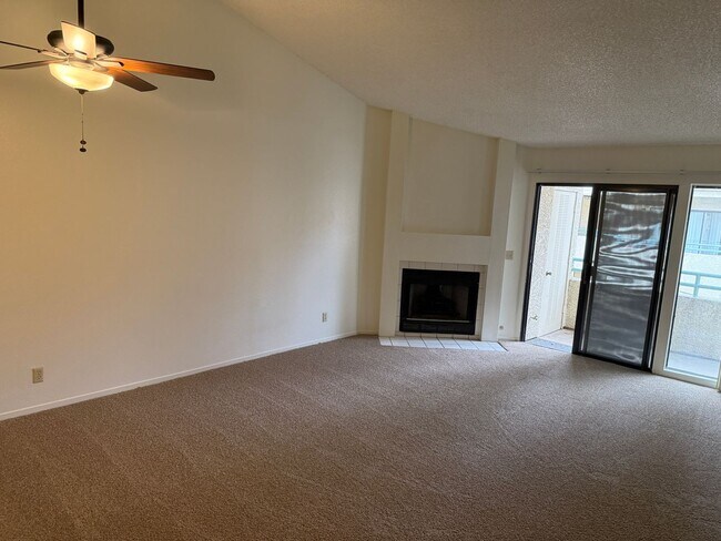 Building Photo - Freshly Painted * New Carpet * Ready For Movein