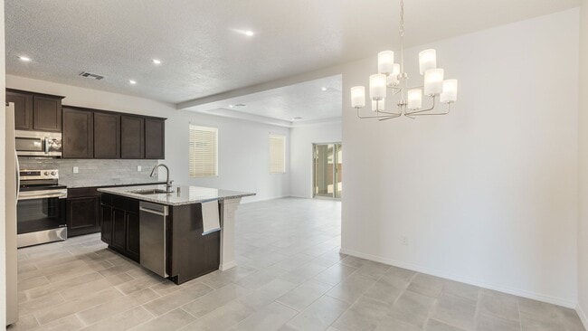 Building Photo - NEW HOME IN MESA DEL SOL