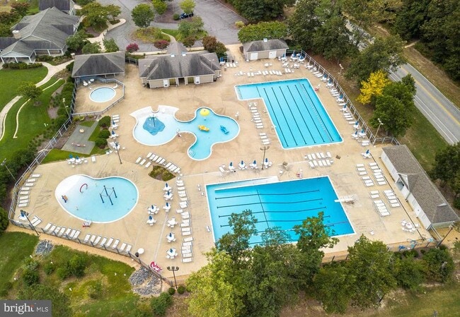 Building Photo - 43718 Winterberry Wy