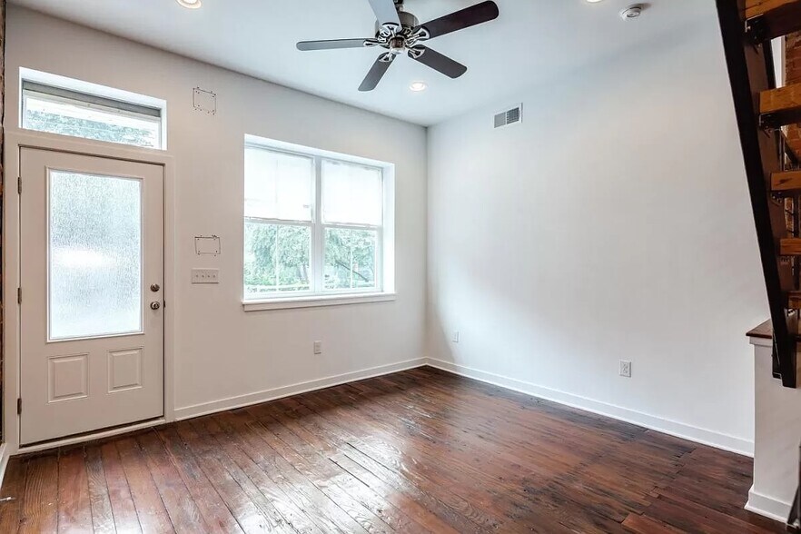 Building Photo - 185 W Dauphin St