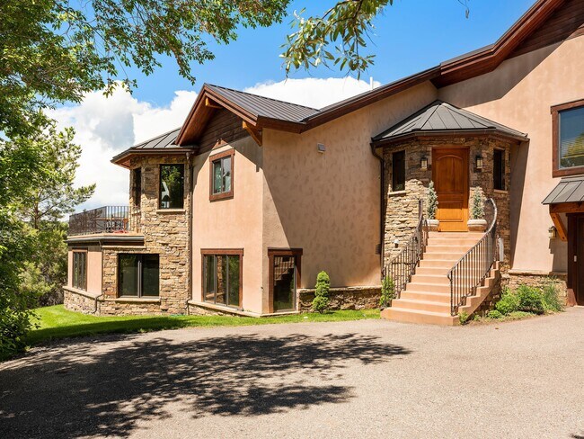 Building Photo - 121 Ridge Rd