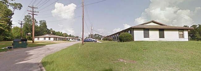 Building Photo - 668 W Martin Luther King Blvd