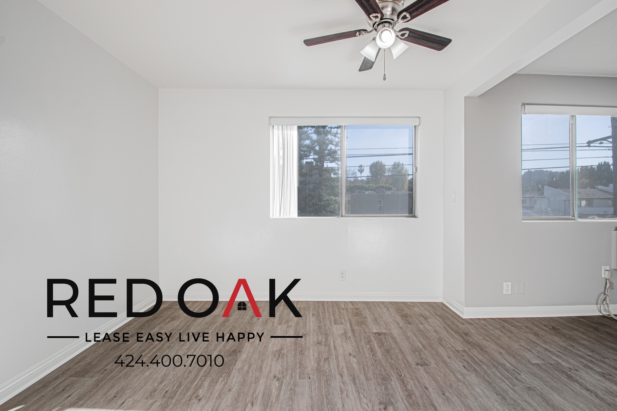 Building Photo - 12737 Moorpark St