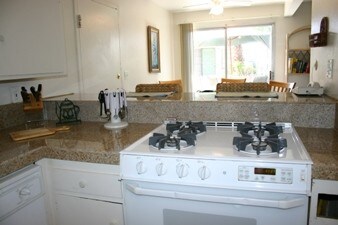 Building Photo - 822 Island Ct