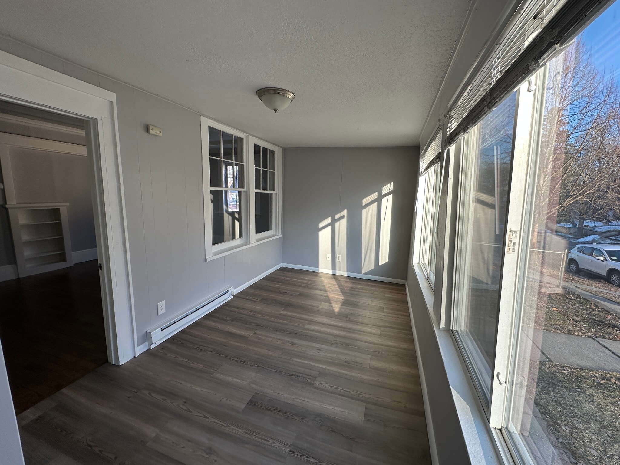 Room 1 - 187 Robie St W