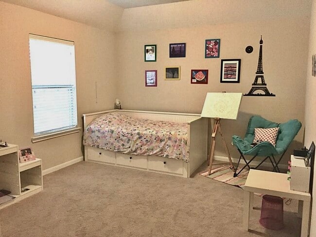 Building Photo - 6422 Addlestone Ridge Ln