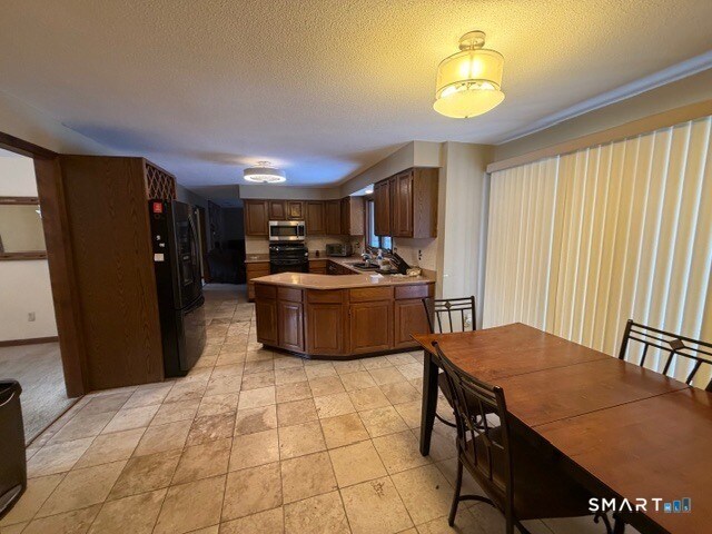 Building Photo - 522 Springfield Rd