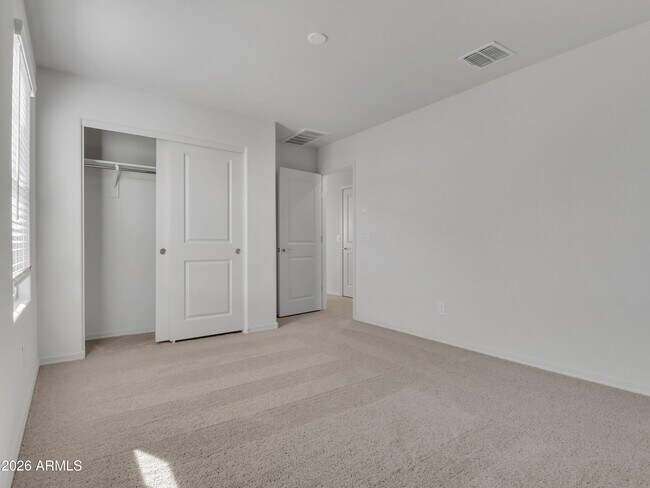 Building Photo - 16456 W Whispering Wind Dr