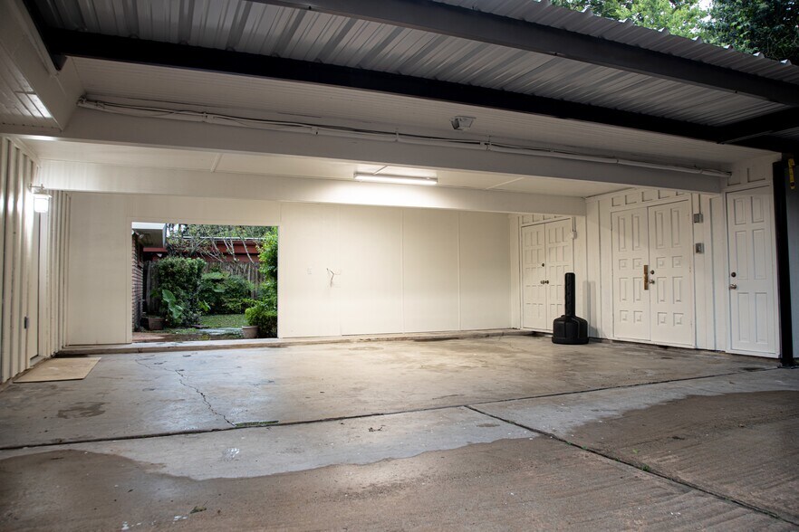 Carport #1 with space for two cars - 3619 Braeswood S Blvd