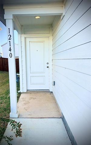 Building Photo - 12140 Thoroughbred Dr