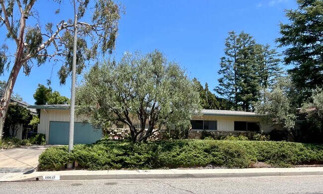 Building Photo - 16641 Park Ln Cir